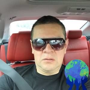 Meet your Posher, Armando